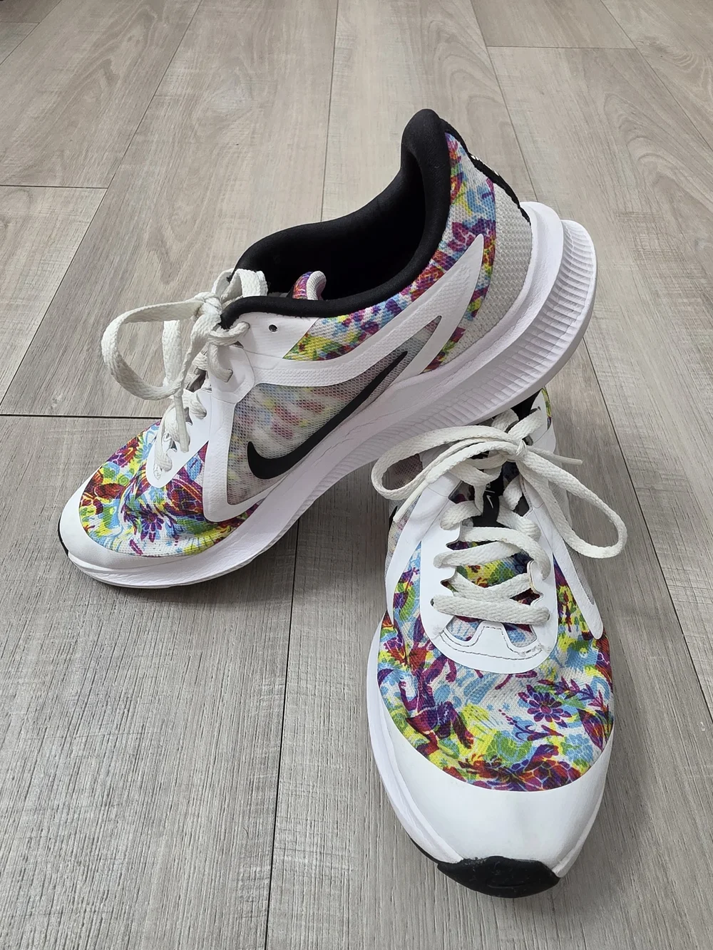 Nike White Running Sneakers with Multicolor Floral Print